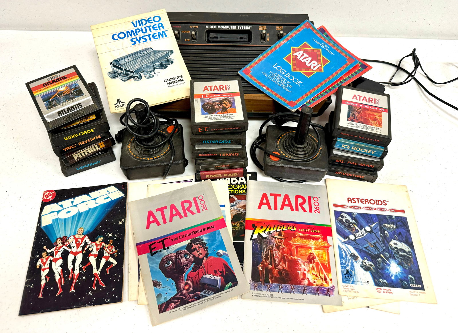 Atari Video Game Bundle (1 of 6)