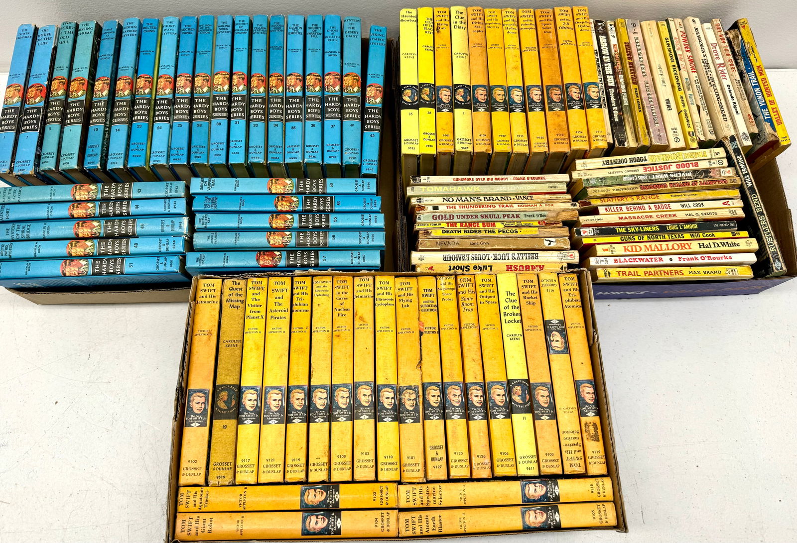 Vintage Books (1 of 9)