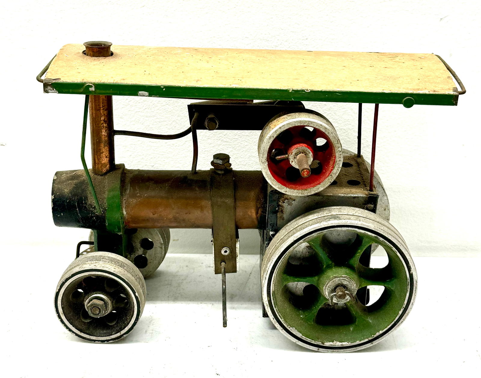 Steam Engine Tractor Toy (1 of 3)