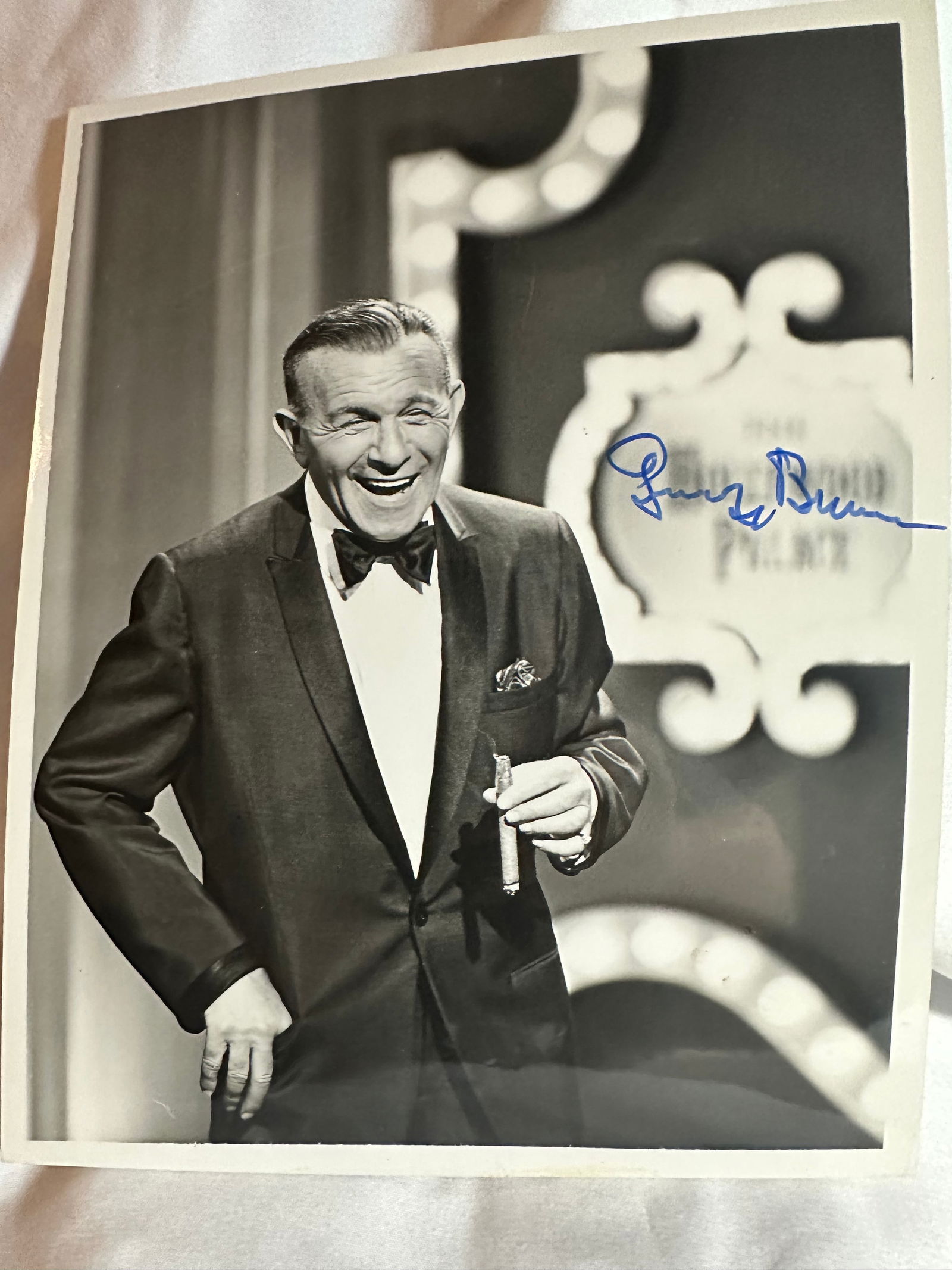 Autograph George Burns actor (1 of 2)
