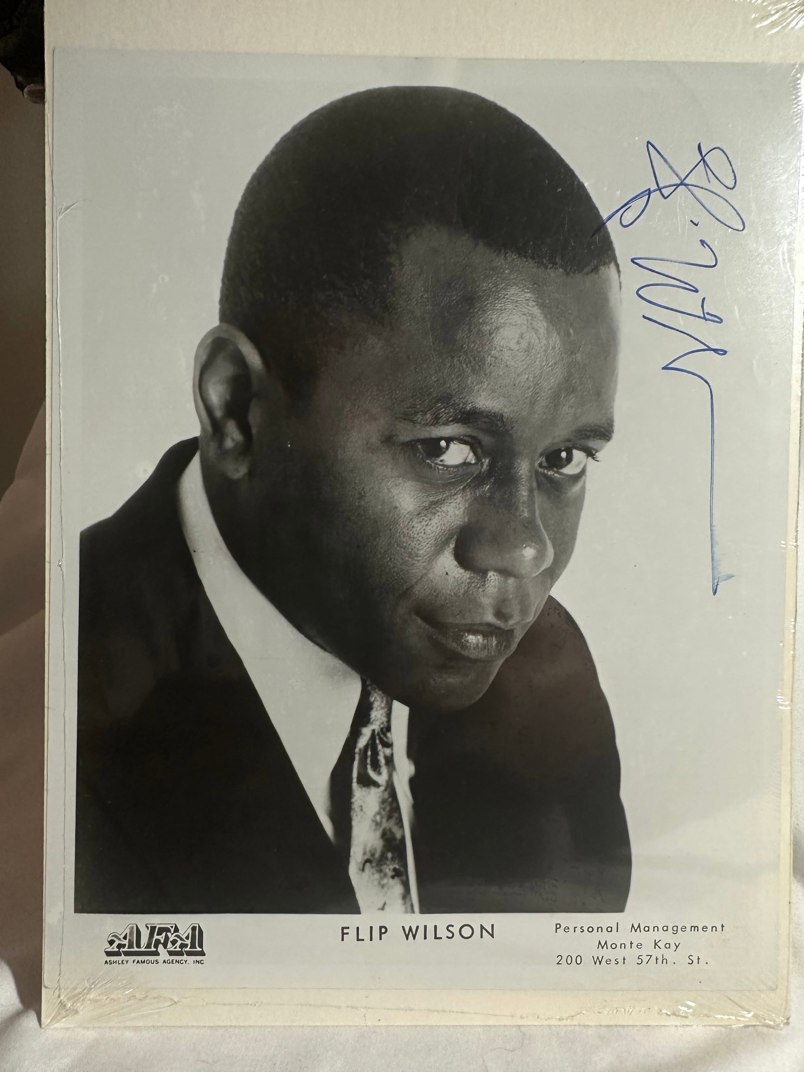Autograph Flip Wilson actor (1 of 2)