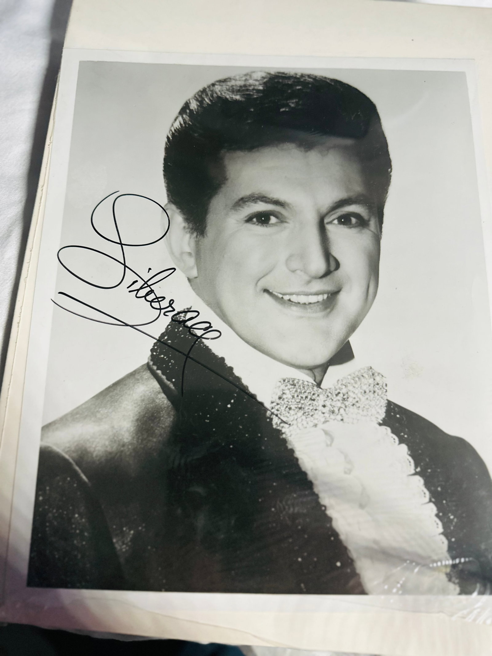 Autograph Liberace musician (1 of 2)