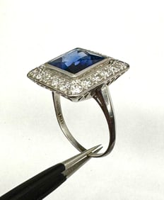 Sapphire & Diamond Ring