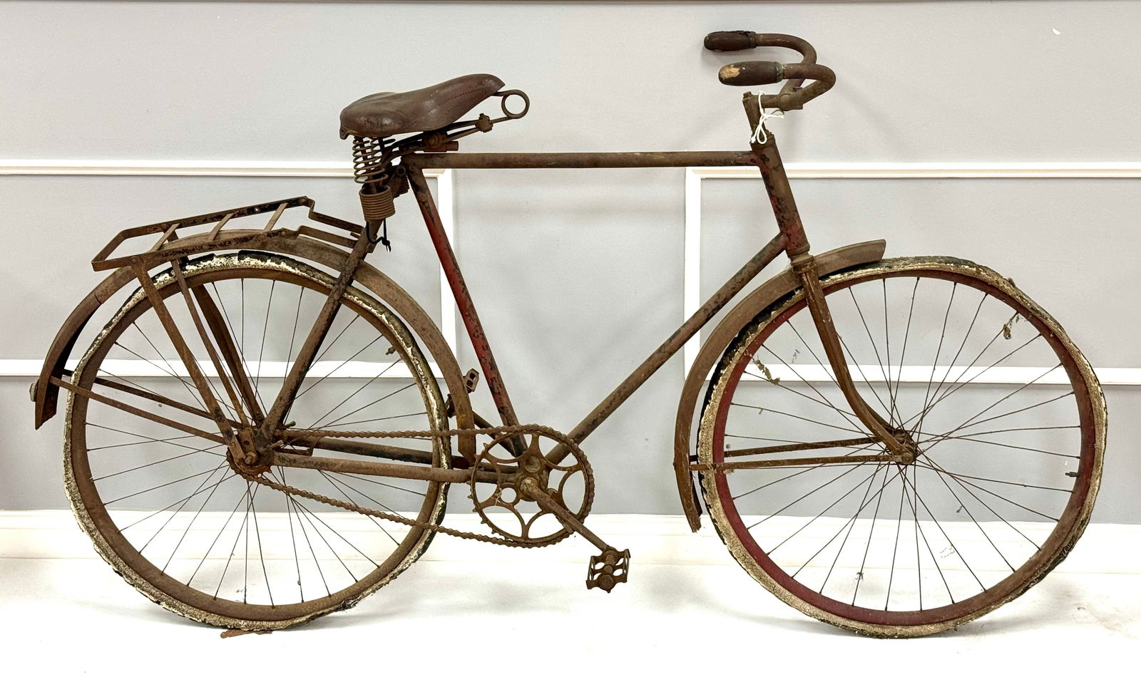 19th Century Mens Bicycle (1 of 11)