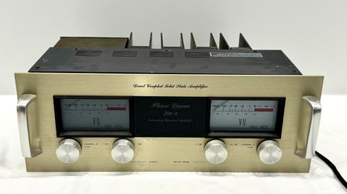 Phase Linear 700 B Direct Coupled Solid State Amplifier