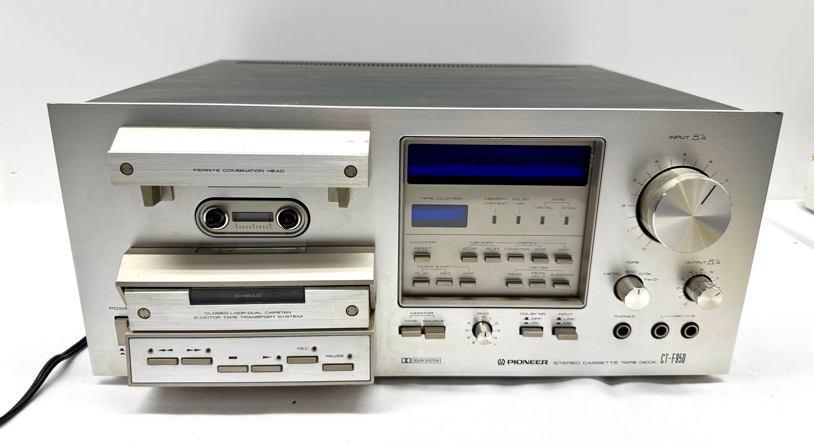 Pioneer CT-F950 Stereo Cassette Tape Deck (1 of 2)