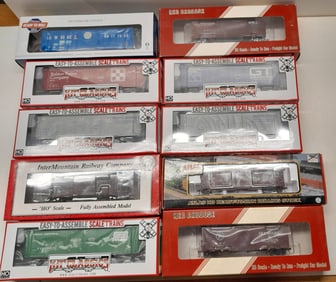 HO Scale Boxed Freight Cars - mixed era