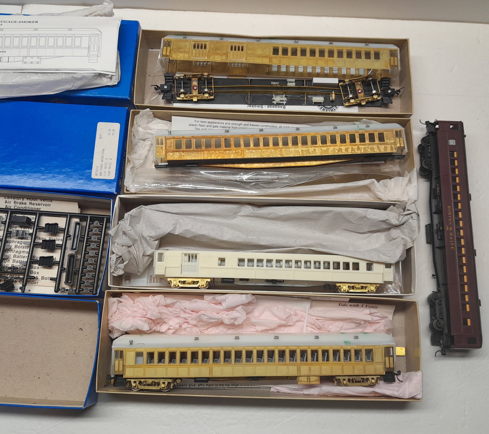 HO Scale Bethlehem Car Works - B&M Passenger Cars started: HO scale 4 BCW Boston & Maine passenger car kits that have been started. 1 Ready-to-run BCW coach. All kits have fine brass sides and lots of details have been added. Got paint?