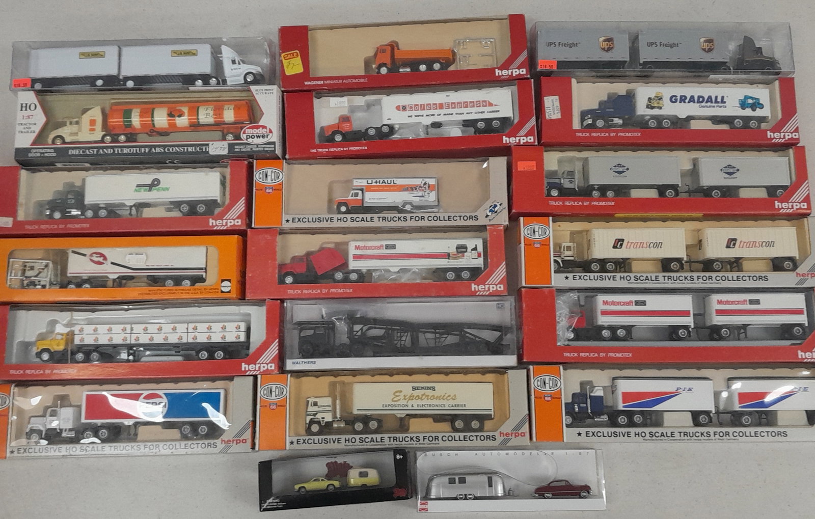 HO Scale Packaged Tractor Trailers (20) (1 of 2)