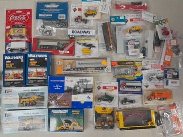HO Scale Packaged Vehicles & 1:87 Construction