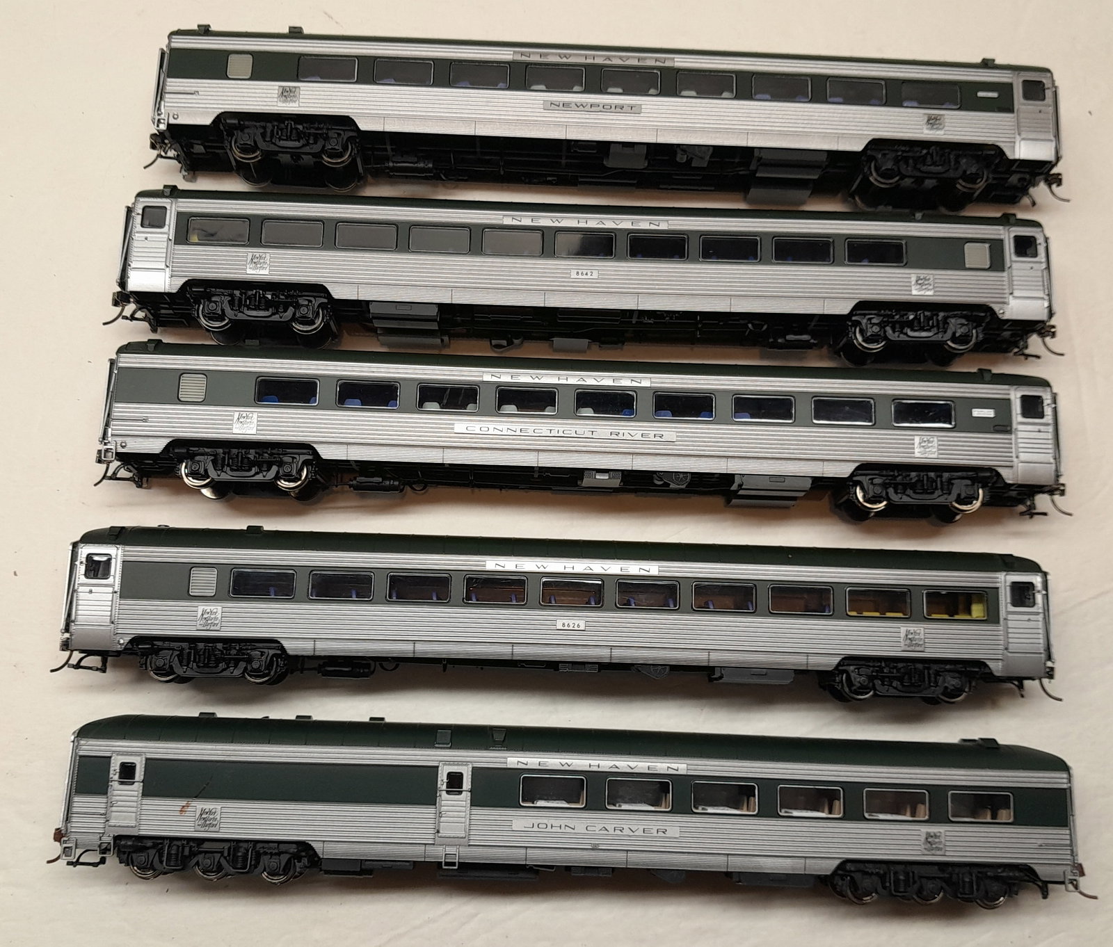 HO Scale Rapido (5) New Haven Lightweight Passenger Cars (1 of 3)