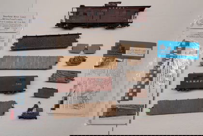 On2 SR&RL 5 cars, 5 car work Critter, 2 kits