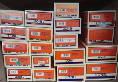 Lionel O Gauge Carton of 19 Boxed Freight Cars
