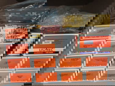 Lionel O Gauge 16 pieces some Boxed & Some Loose