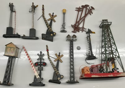 Lionel Accessories with Oil Derrick