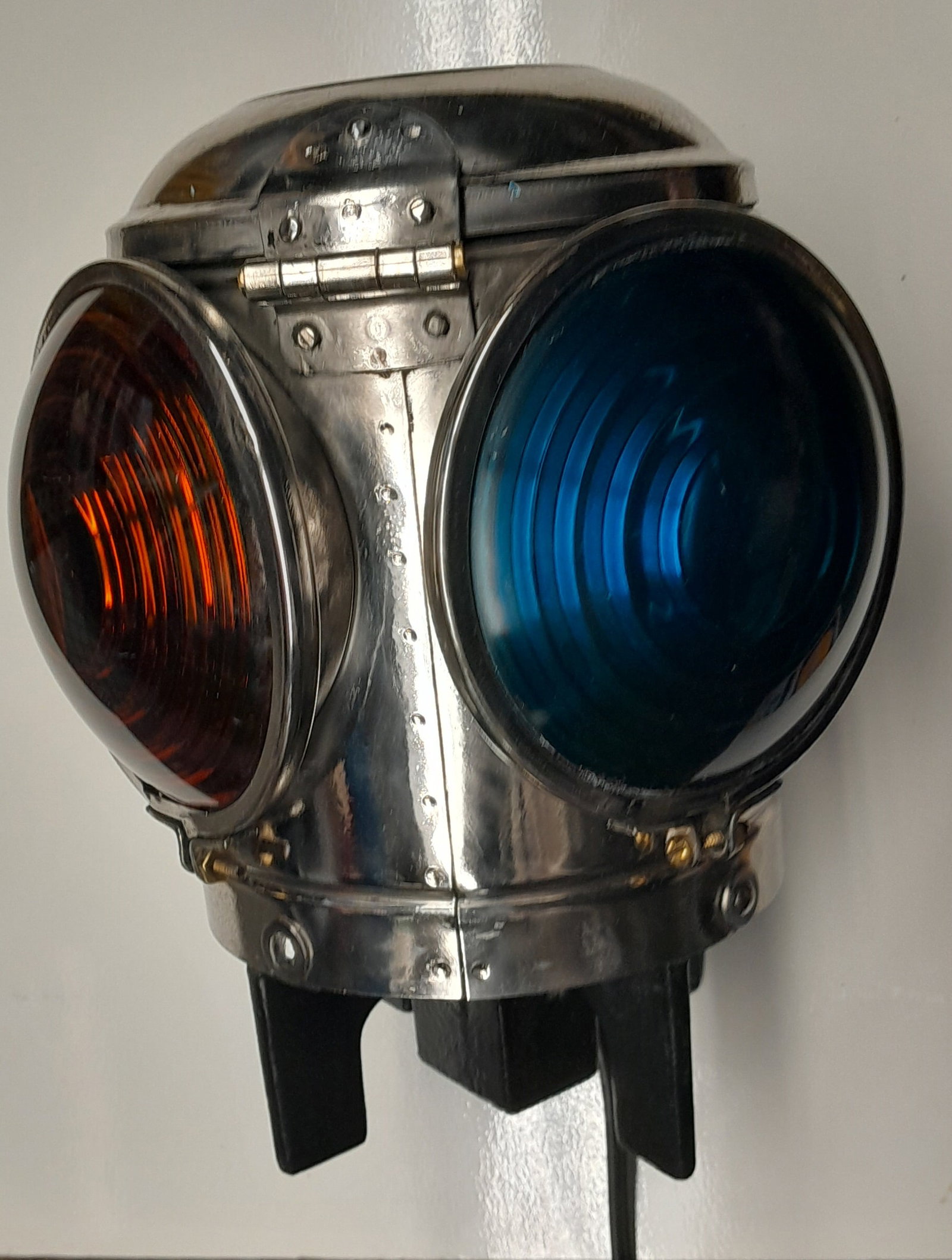 Dressel Stainless Steel Polished Switch Lamp (1 of 4)