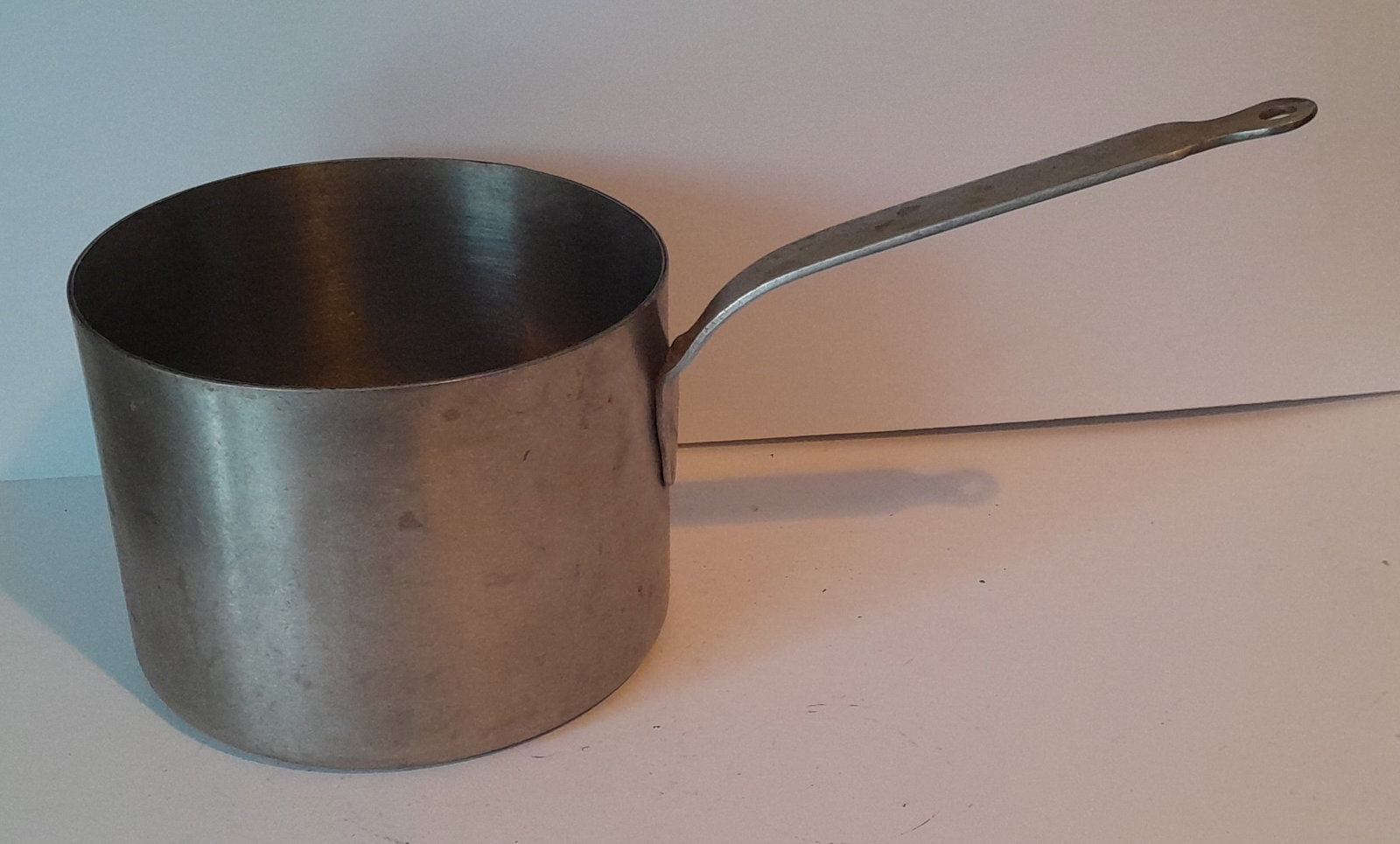 Boston & Maine / MEC DIning Car Cooking Pot dual marking (1 of 5)