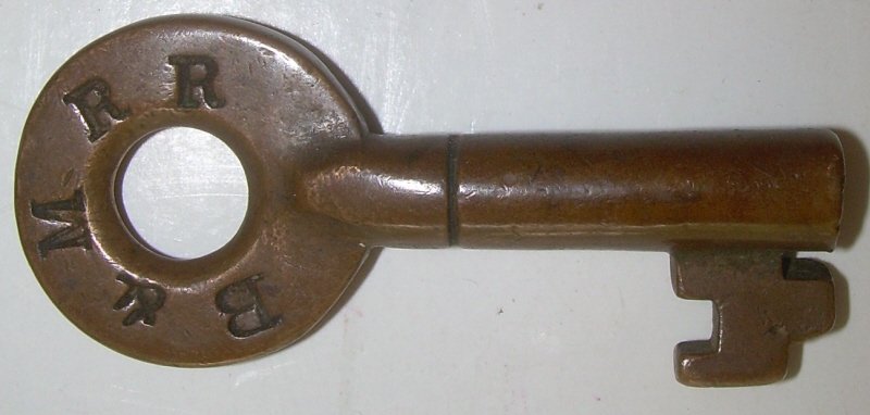 Boston & Maine - W. Div. Switch Key: Boston & Maine Switch key. This is the first bit style used by the original Boston & Maine (pre 1885 merger with the Eastern Railroad). This is a hard key to find. For some reason there are lots of lo