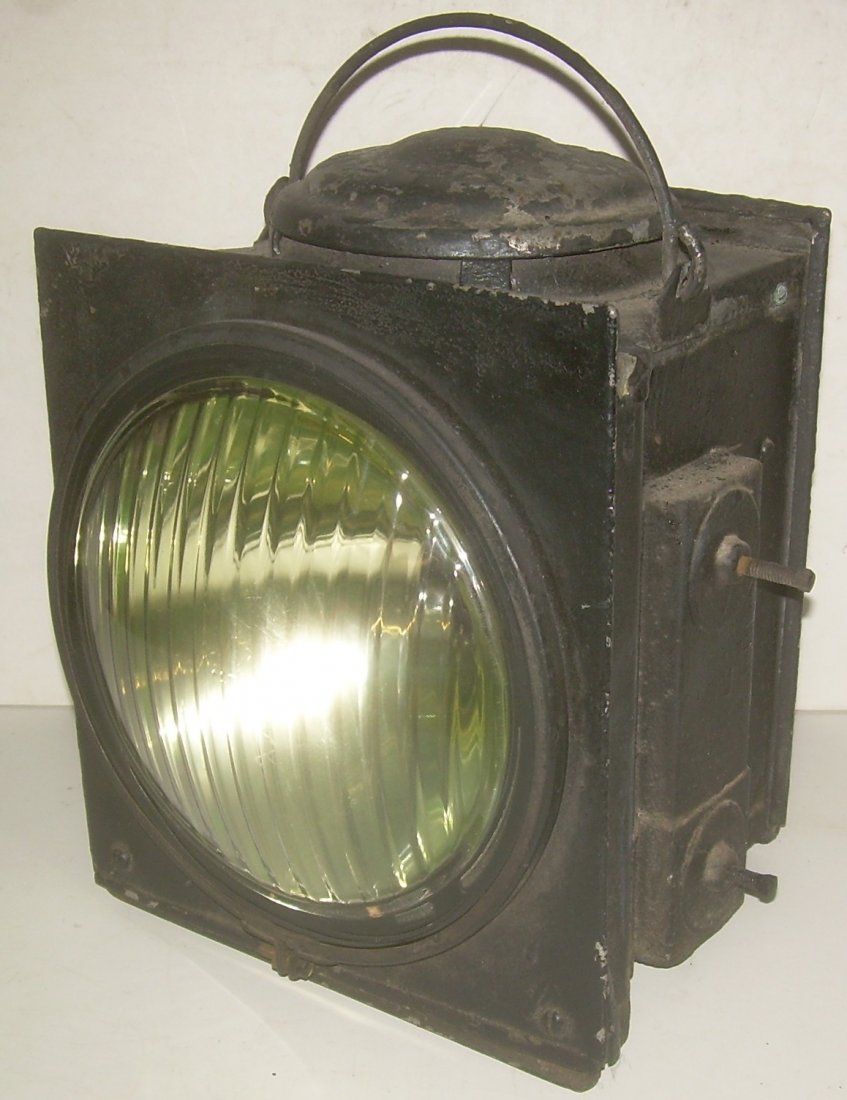 New Haven – Peter Gray & Sons 8” Diameter Lamp: Peter Gray & Sons 8" single clear lens lamp. Used on the New Haven but not marked. Prominent "Gray Boston" logo on the top. The 8" lens has ribs. The fragile reflector is in fine condition. One pictur