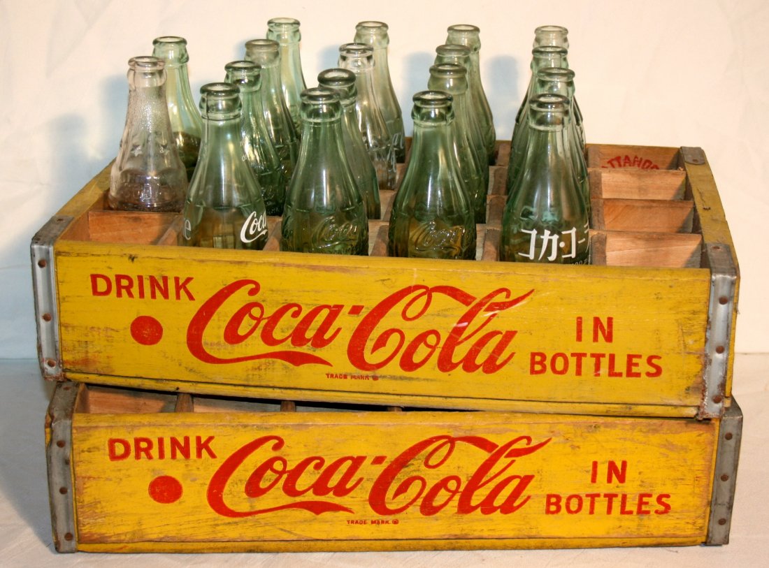 Coca Cola Advertising: Coca Cola Advertising Trays with Bottles