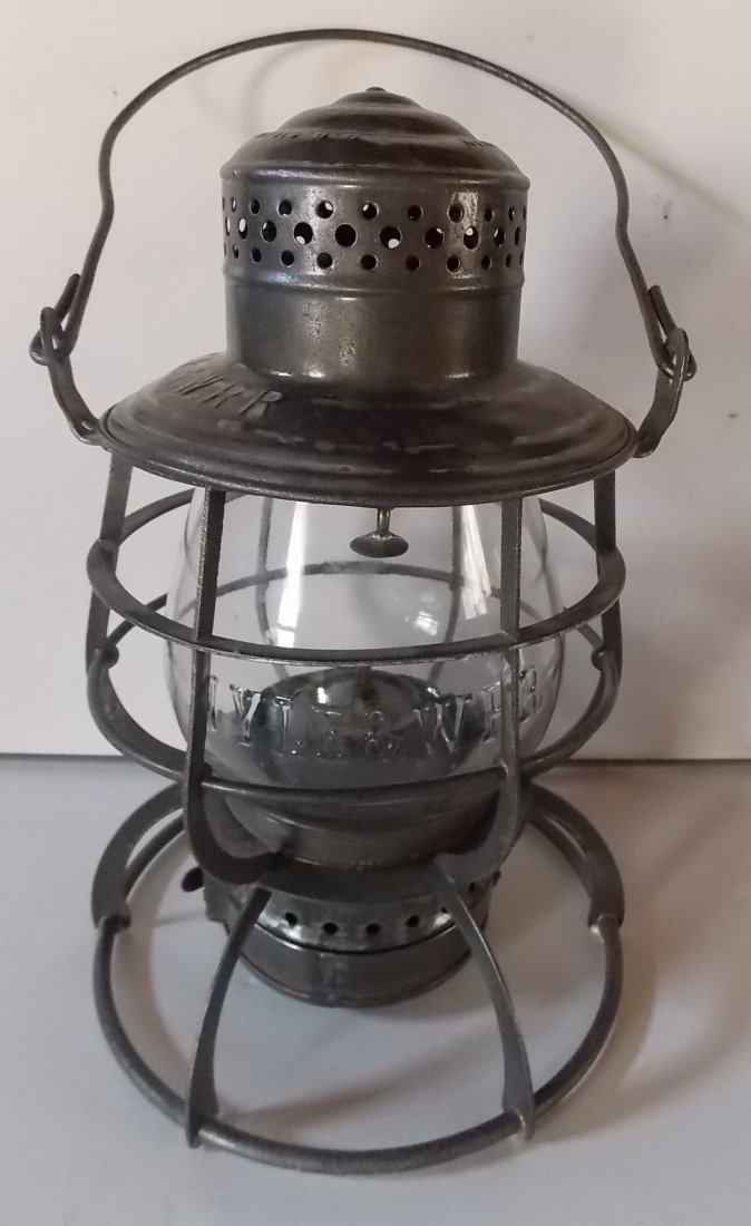 New York Lake Erie & Western Lantern CC EB Globe (1 of 6)