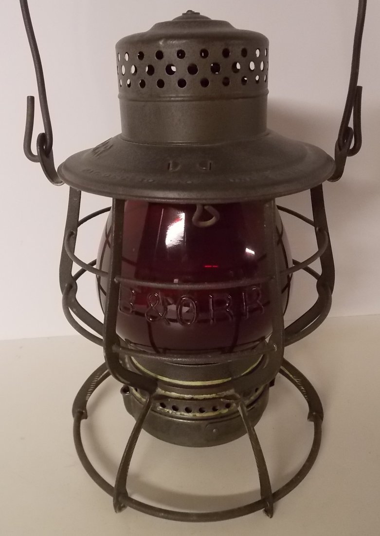 Baltimore & Ohio Casey Lantern Red Cast MacBeth (1 of 8)