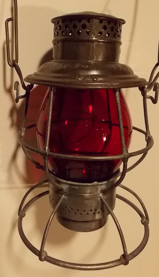 Burlington Route Lantern Red Cast Globe (1 of 8)