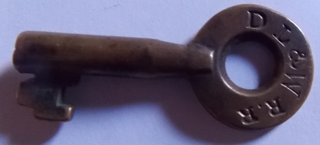 Delaware Lackawanna & Western Switch Key (1 of 2)