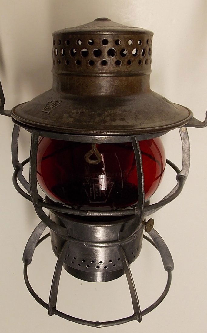 Pennsylvania Railroad Lantern Red Etched Globe (1 of 6)