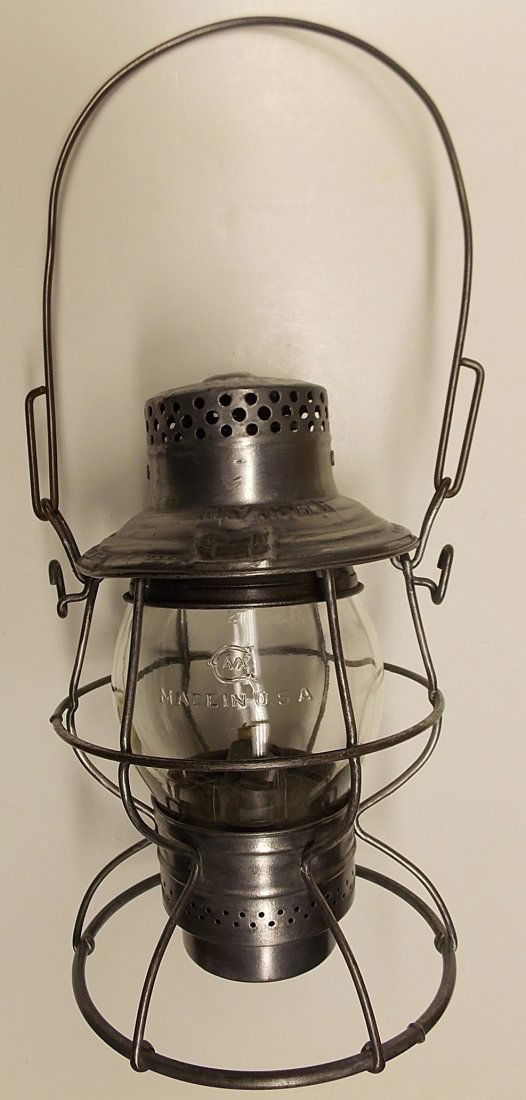 New York Central Railroad Kero-100 Lantern (1 of 5)