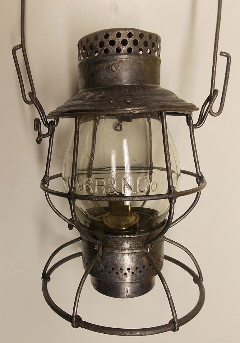 Oregon Washington RR & Navigation Co Lantern (1 of 8)