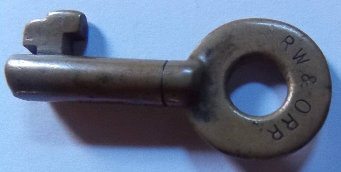 Rome Watertown & Ogdensburg Switch Key (1 of 2)