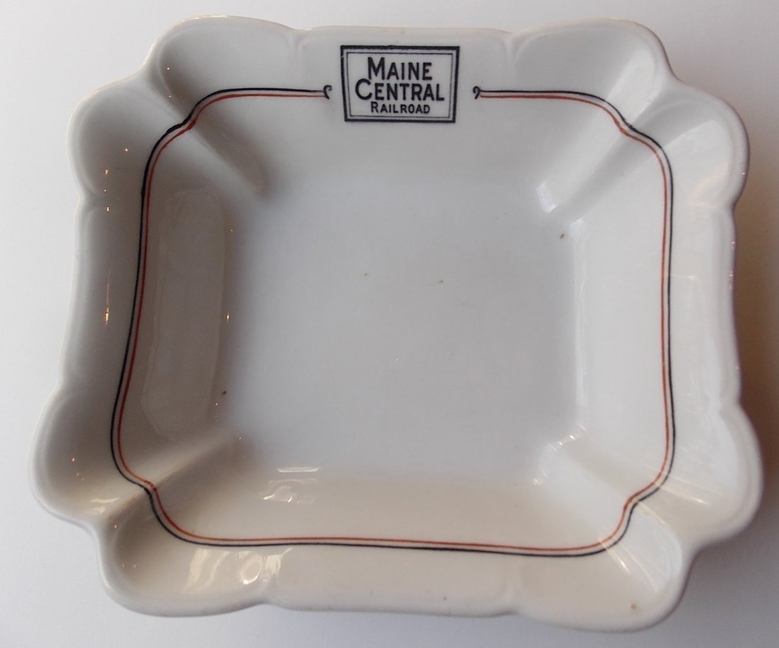 Maine Central "Bangor" Pattern China Dish (1 of 3)