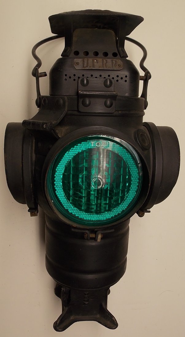 Union Pacific Railroad Switch Lamp (1 of 6)