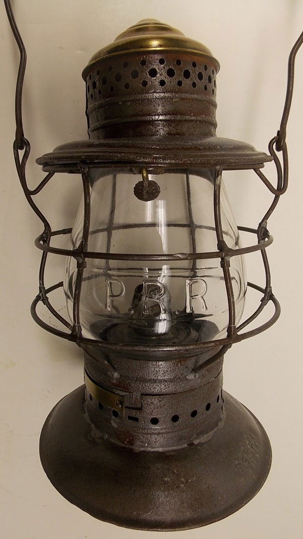 Pennsylvania Railroad Kelly Brasstop Bellbottom Lantern (1 of 10)