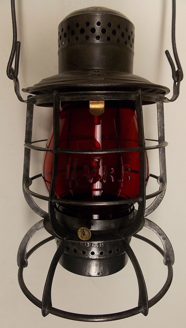 Lehigh Valley Railroad Lantern Red (1 of 7)