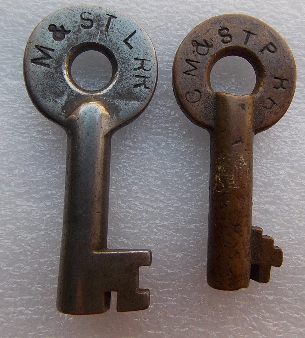 Minneapolis & St Louis / CM&StP BCC Keys (1 of 2)