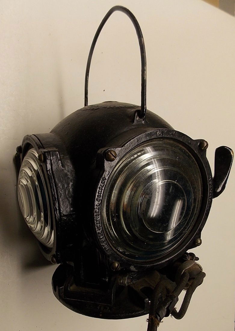 Pyle National Round Classification Lamp (1 of 5)