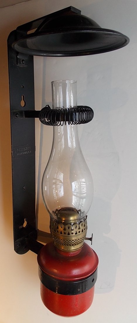 Wall Mount Bunk Lamp - Caboose, Baggage etc (1 of 3)