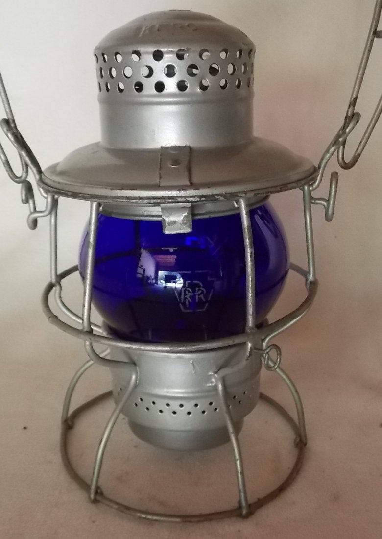 Pennsylvania Railroad Lantern Kero Blue Etch (1 of 5)