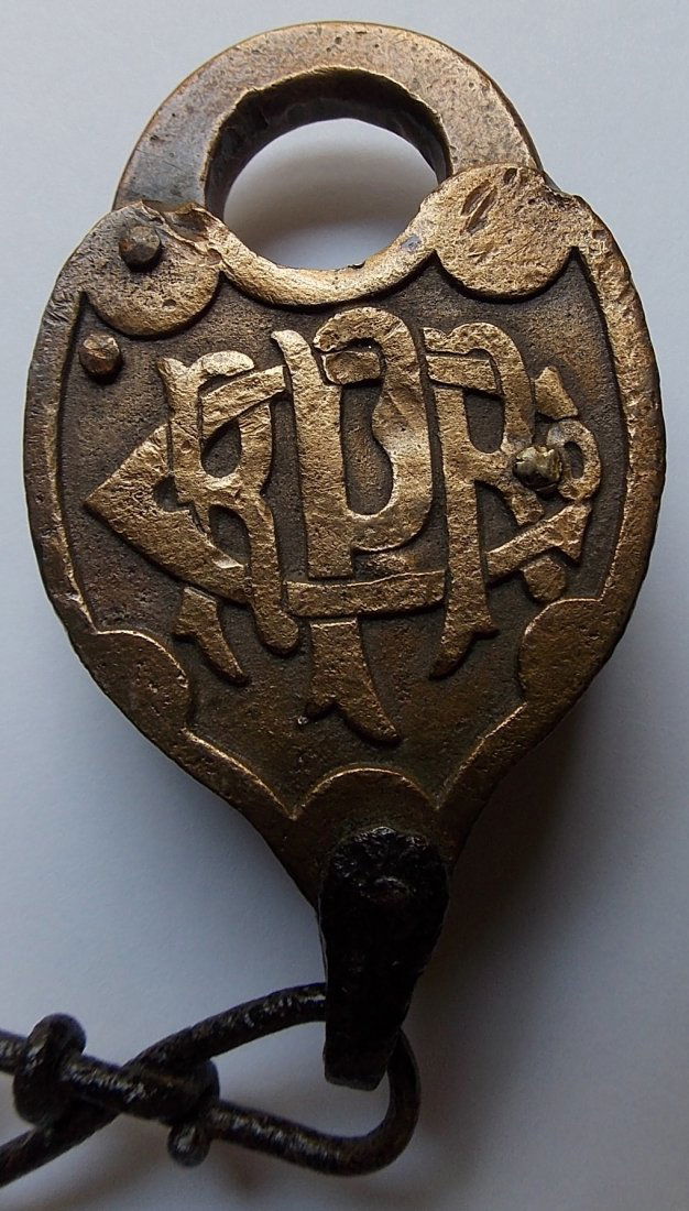 Pennsylvania RR Cast Back Brass Lock (1 of 3)