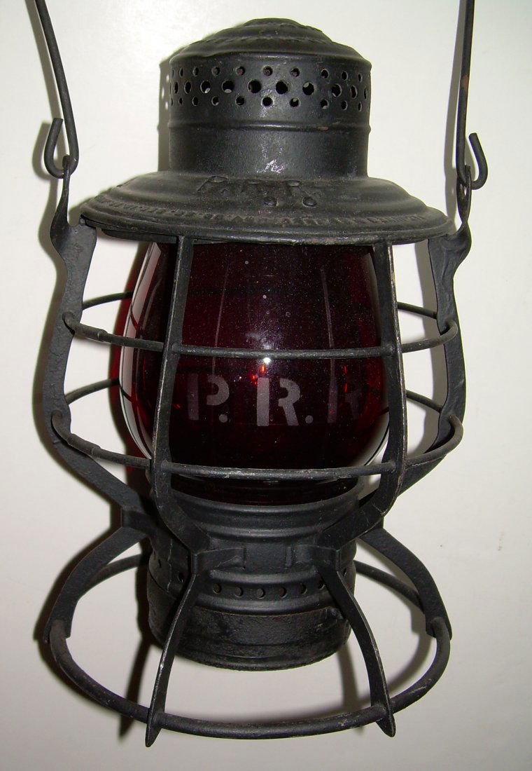 Pennsylvania Railroad Lantern MacBeth Etched 220 Globe (1 of 8)
