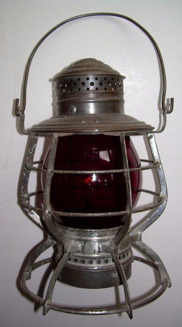 New Haven "Adams" Lantern Red Cast Globe (1 of 5)