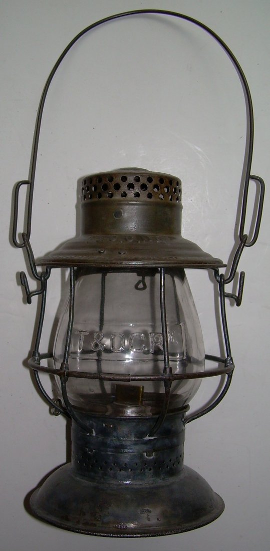 Toledo & Ohio Central Railroad Lantern nice Globe! (1 of 5)