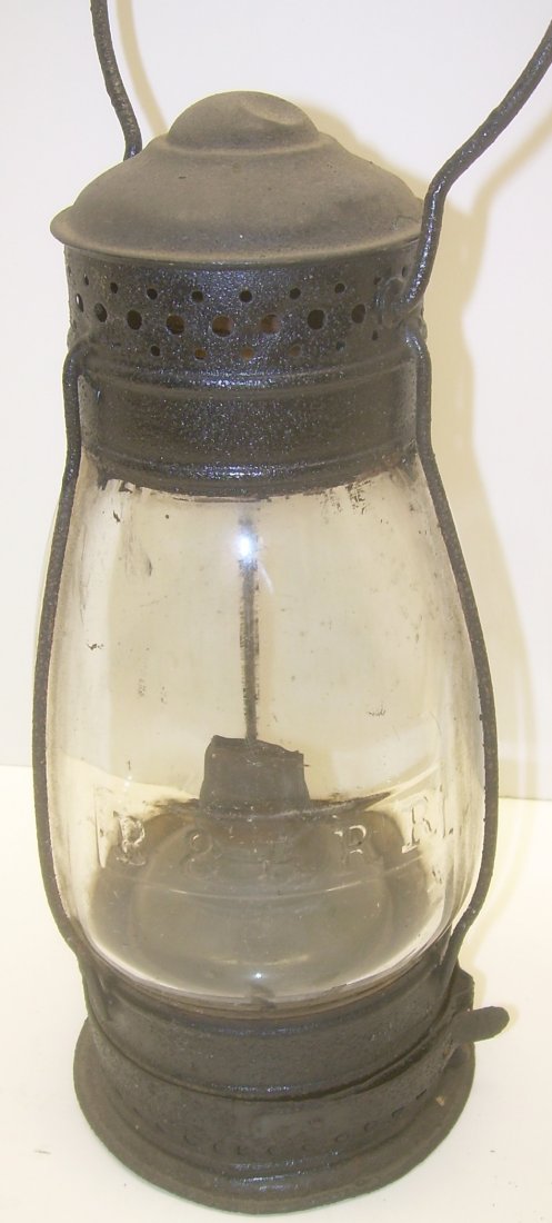 Boston & Albany Cast Fixed Globe Lantern (1 of 5)