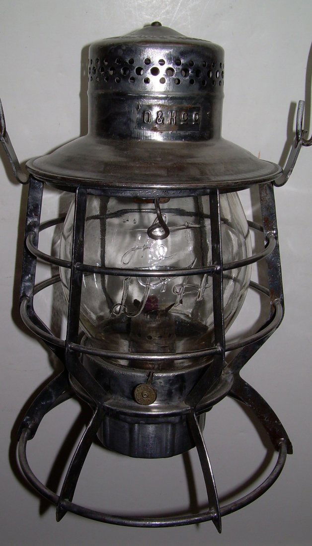 Delaware & Hudson Dressel Lantern Logo Cast Globe (1 of 6)