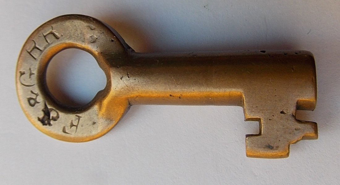 Fonda Johnstown & Gloversville Switch Key (1 of 2)