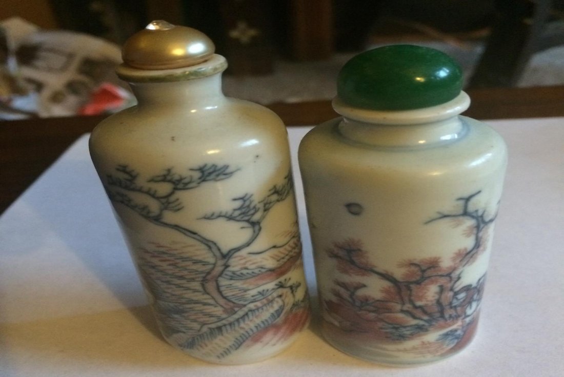 2 Porcelain Snuff Bottles (1 of 2)