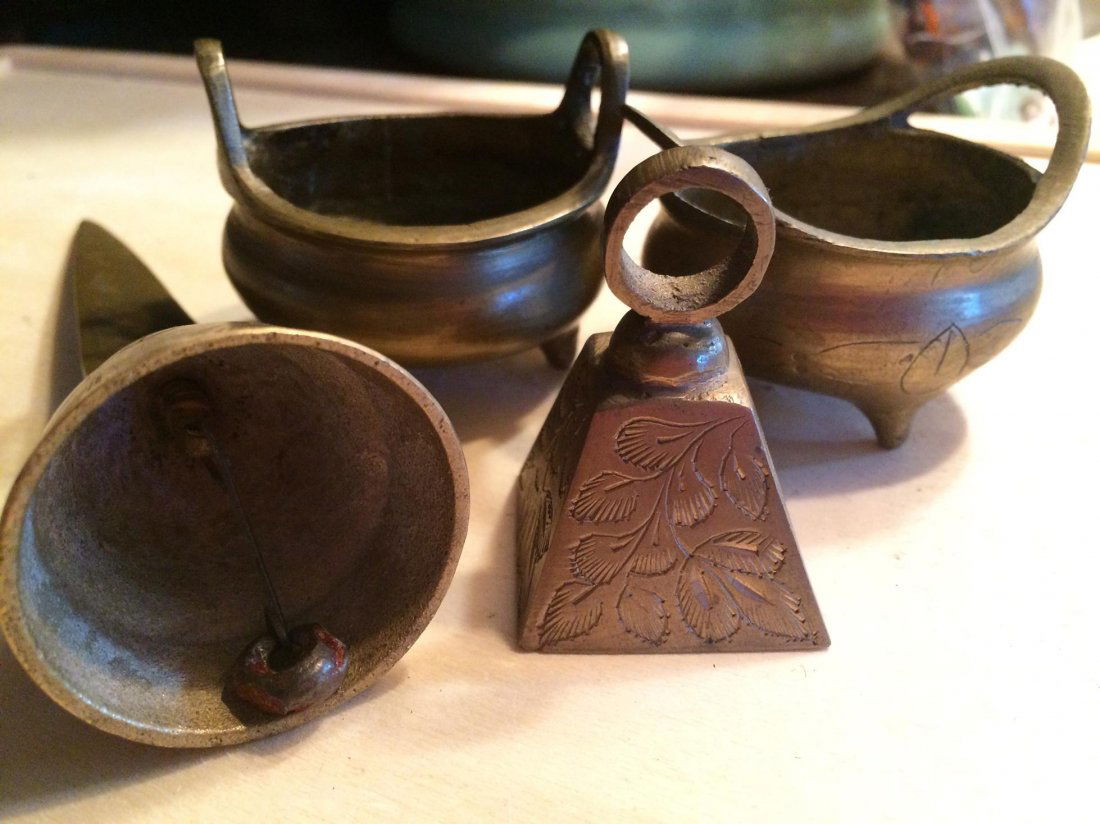 4 pieces, bronze incense burners,bells (1 of 2)