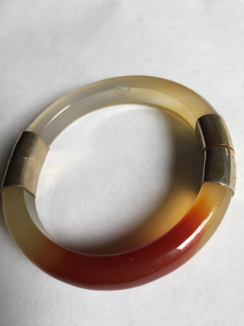 chinese agate bracelet (1 of 2)